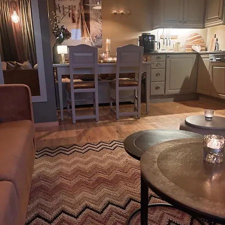 Nydelig Utsikt, Hotell-følelse