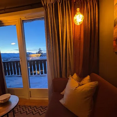 Apartamento 2 Med Nydelig Utsikt Og Hotell-folelse