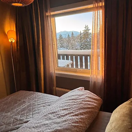 2 Med Nydelig Utsikt Og Hotell-folelse Апартаменты *